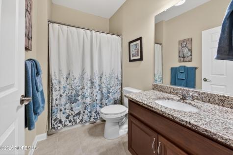 43 Aylesford Lane Manchester NJ 08759