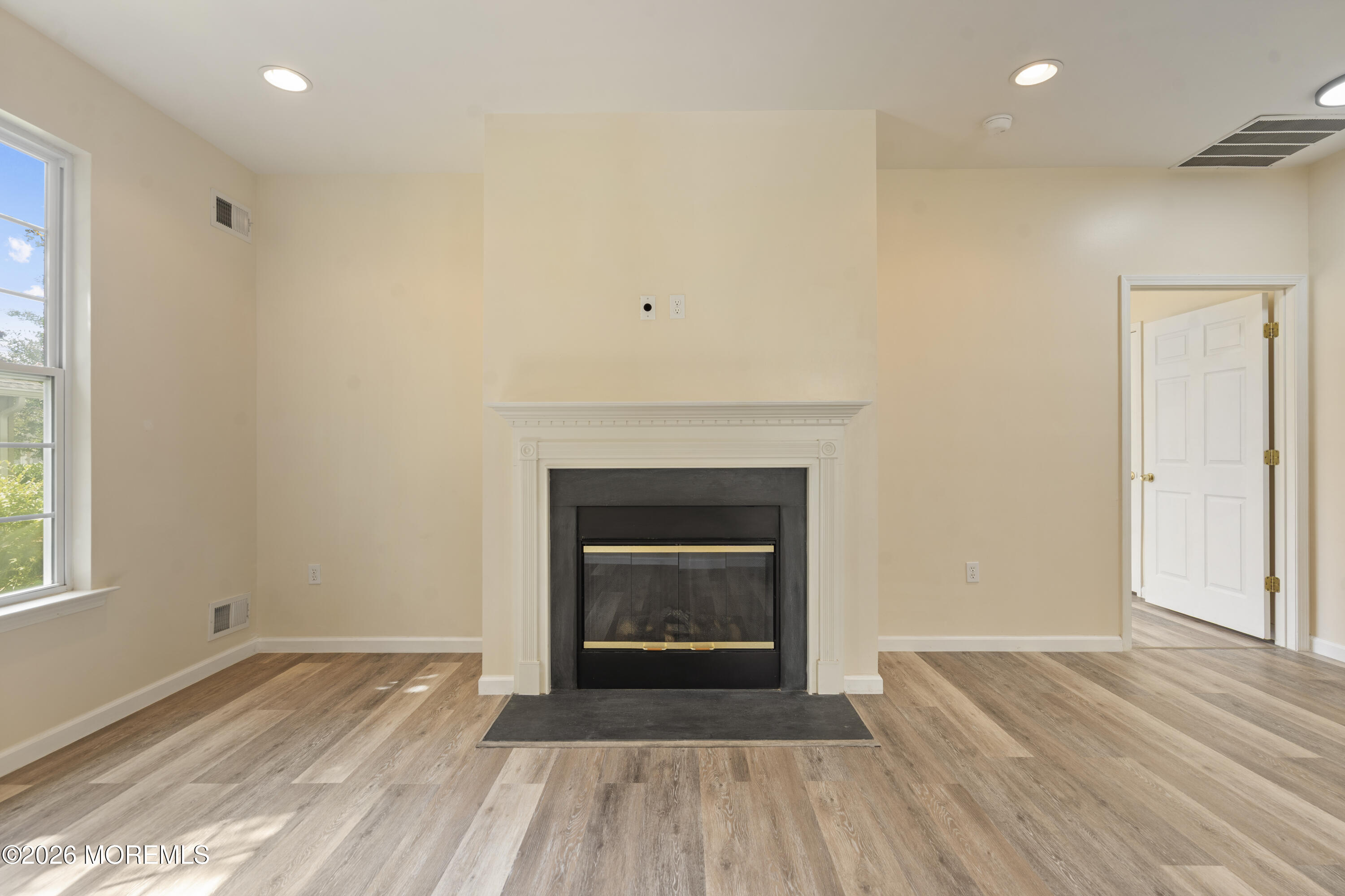 35 Fennel Court Manchester NJ 08759