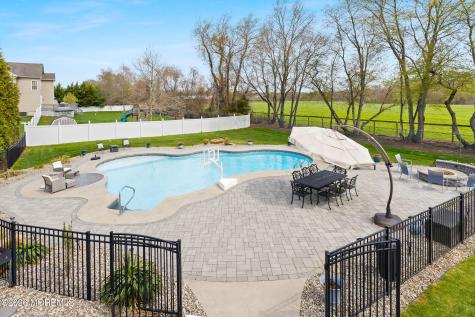 11 Nicholas Court Cream Ridge NJ 08514