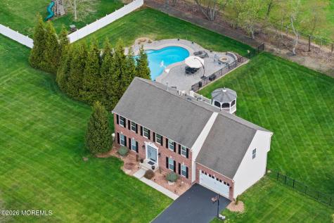 11 Nicholas Court Cream Ridge NJ 08514
