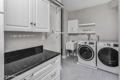 11 Nicholas Court Cream Ridge NJ 08514