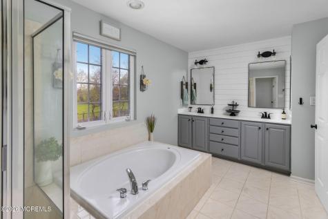 11 Nicholas Court Cream Ridge NJ 08514