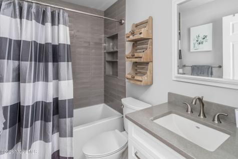 11 Nicholas Court Cream Ridge NJ 08514