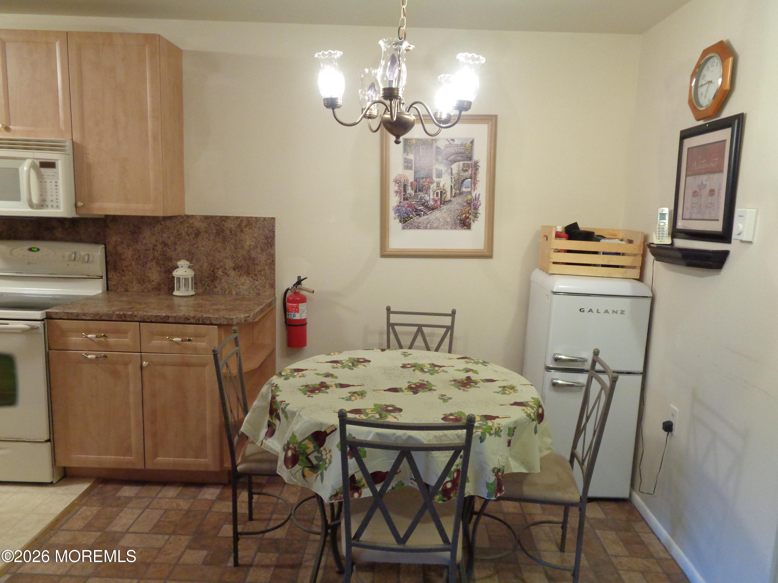 28 B Snowberry Lane Whiting NJ 08759