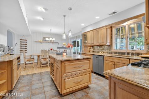 29 Bay Avenue North Middletown NJ 07748