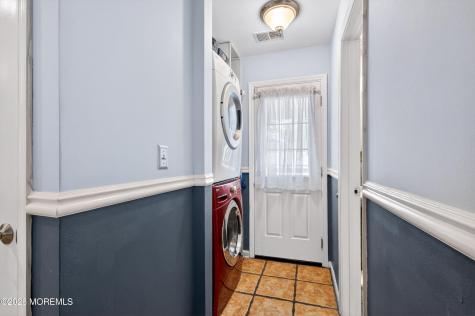 29 Bay Avenue North Middletown NJ 07748