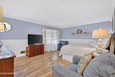 29 Bay Avenue North Middletown NJ 07748