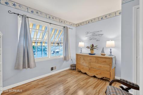 29 Bay Avenue North Middletown NJ 07748