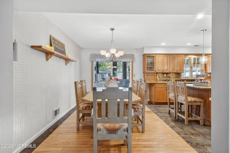 29 Bay Avenue North Middletown NJ 07748