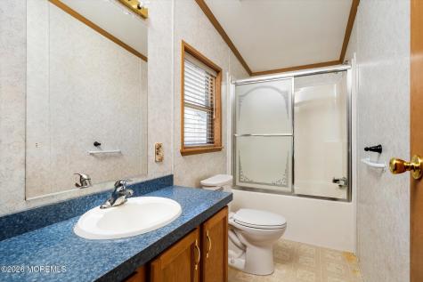 405 Maplehurst Court Manchester NJ 08759
