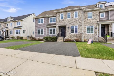 41 Majestic Way Lakewood NJ 08701