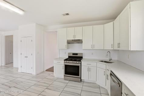 41 Majestic Way Lakewood NJ 08701