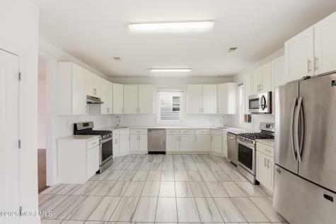 41 Majestic Way Lakewood NJ 08701