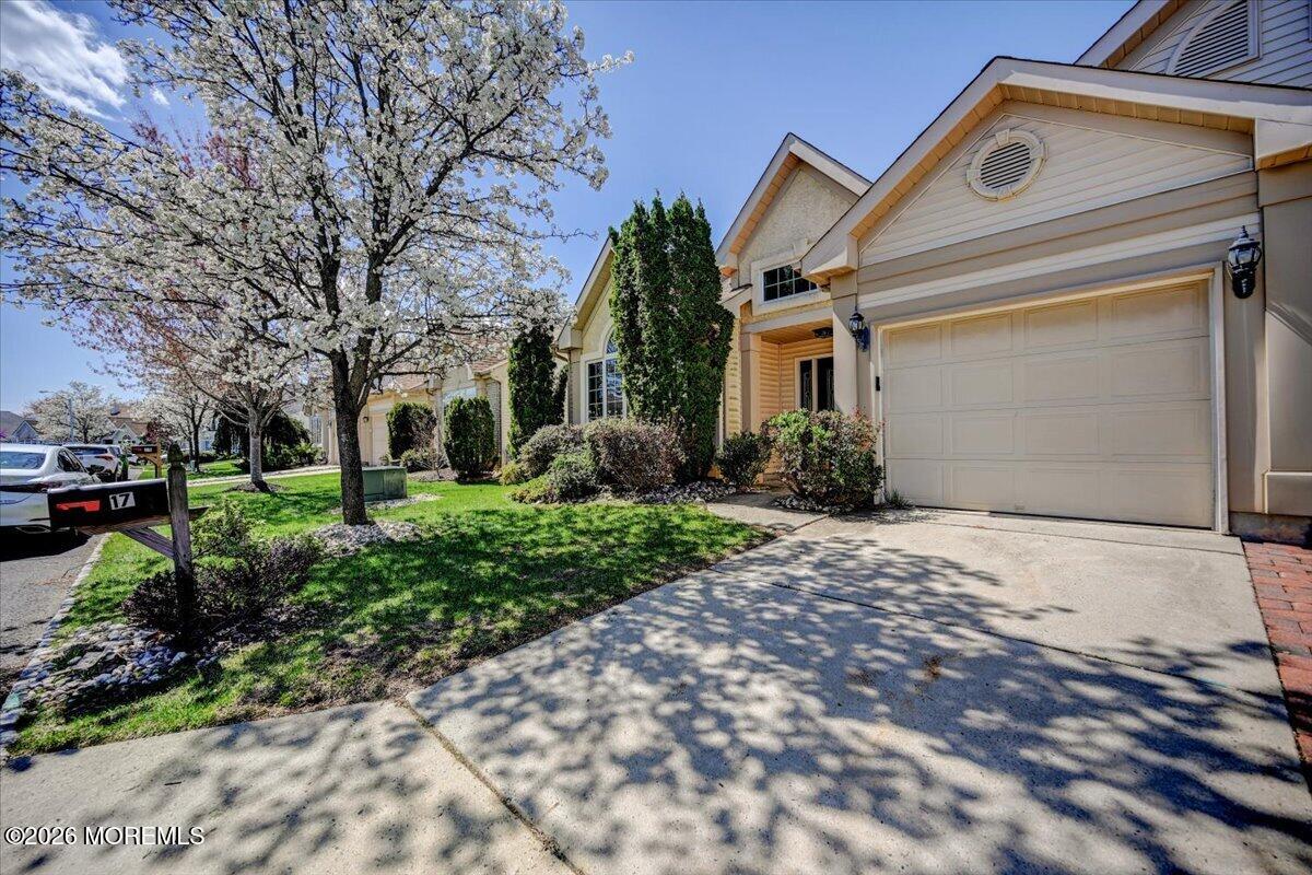 17 Umberland Place Monroe NJ 08831