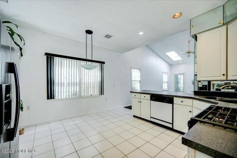 17 Umberland Place Monroe NJ 08831