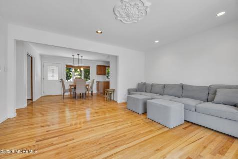 32 Bucknell Road Parlin NJ 08859