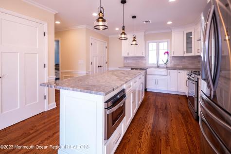 29 Victoria Place Red Bank NJ 07701