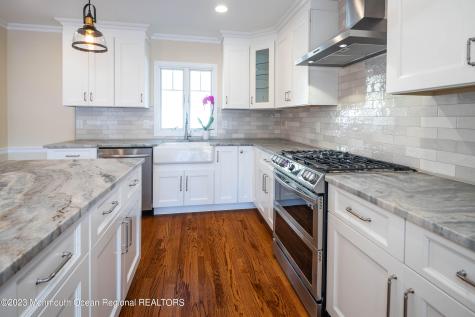 29 Victoria Place Red Bank NJ 07701