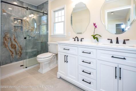 29 Victoria Place Red Bank NJ 07701