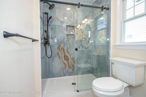 29 Victoria Place Red Bank NJ 07701