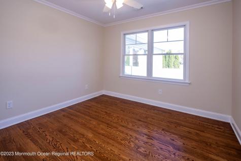 29 Victoria Place Red Bank NJ 07701
