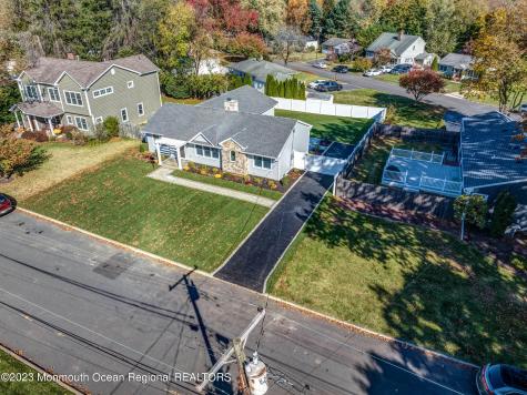 29 Victoria Place Red Bank NJ 07701