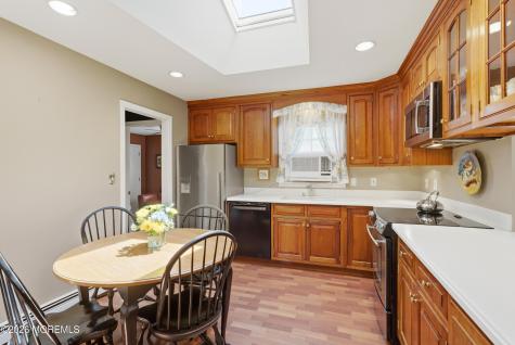 1502 Romaine Parkway Ocean Twp NJ 07712