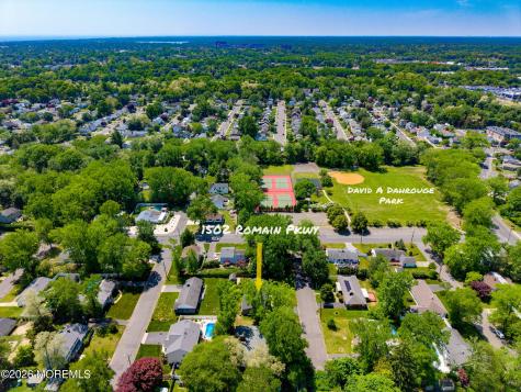 1502 Romaine Parkway Ocean Twp NJ 07712