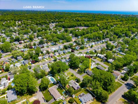 1502 Romaine Parkway Ocean Twp NJ 07712