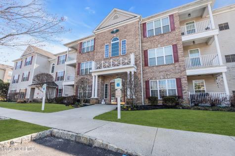 622 Sophee Lane Lakewood NJ 08701