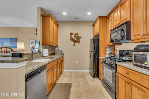 622 Sophee Lane Lakewood NJ 08701