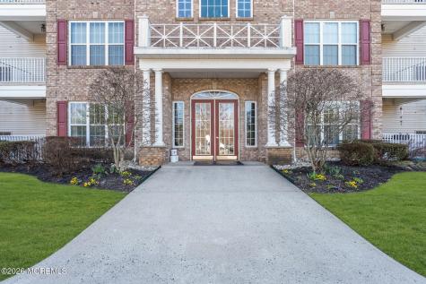 622 Sophee Lane Lakewood NJ 08701