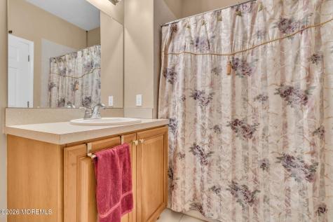 622 Sophee Lane Lakewood NJ 08701