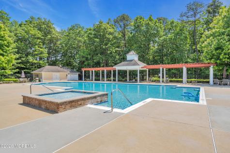 622 Sophee Lane Lakewood NJ 08701