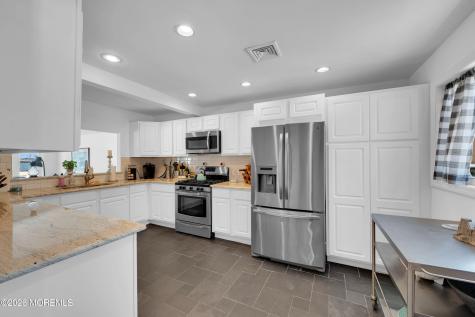 405 Sunset Drive S Berkeley NJ 08721