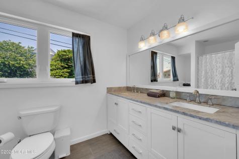 405 Sunset Drive S Berkeley NJ 08721