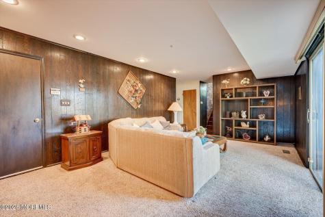 4 Caldwell Court East Brunswick NJ 08816