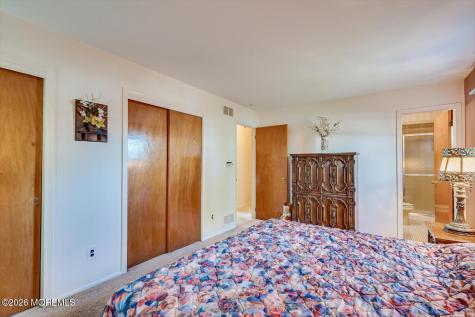 4 Caldwell Court East Brunswick NJ 08816