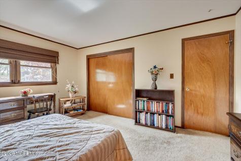 4 Caldwell Court East Brunswick NJ 08816