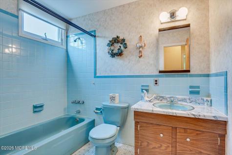 4 Caldwell Court East Brunswick NJ 08816