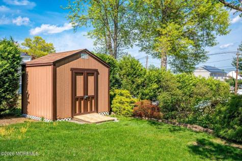 4 Caldwell Court East Brunswick NJ 08816