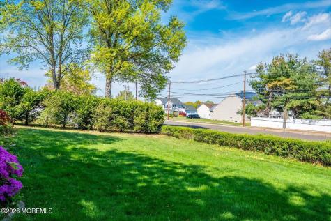 4 Caldwell Court East Brunswick NJ 08816