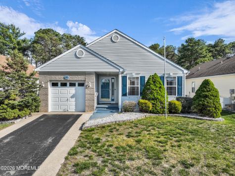 81 Woodstock Drive Toms River NJ 08757