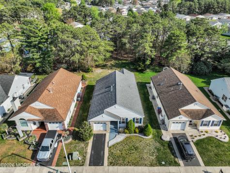 81 Woodstock Drive Toms River NJ 08757