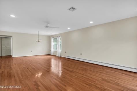 81 Woodstock Drive Toms River NJ 08757
