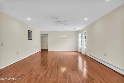 81 Woodstock Drive Toms River NJ 08757