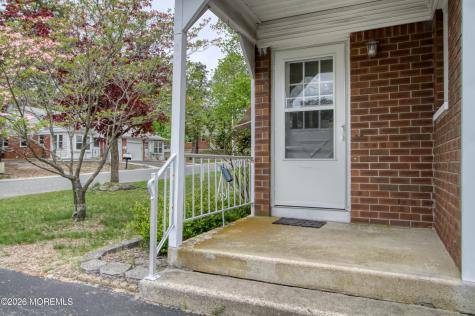12 Moccasin Drive Whiting NJ 08759
