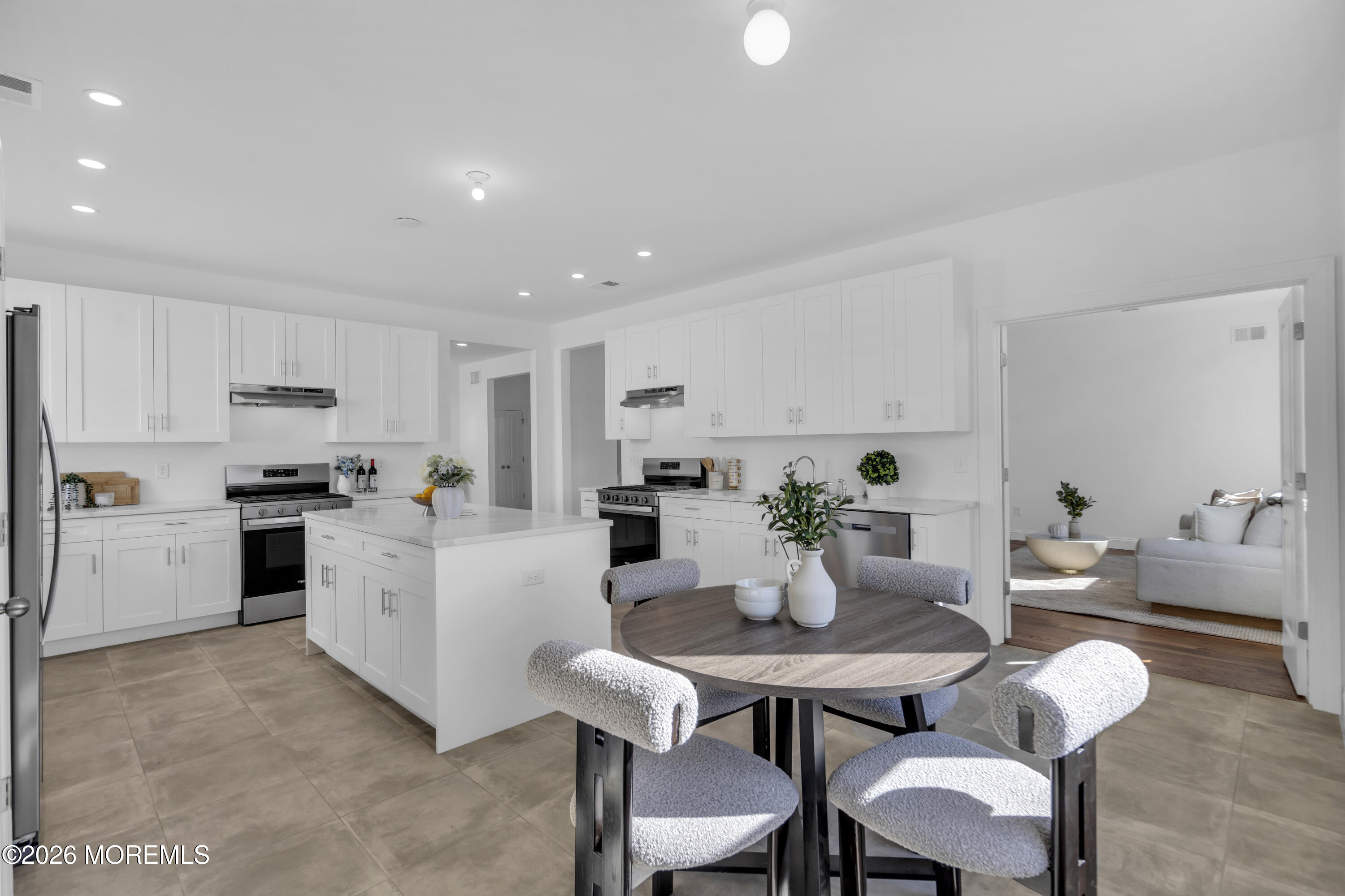 10 Holden Square Lakewood NJ 08701