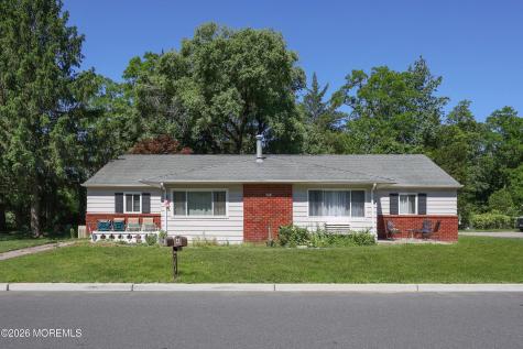 34 B Pheasant Street Manchester NJ 08759