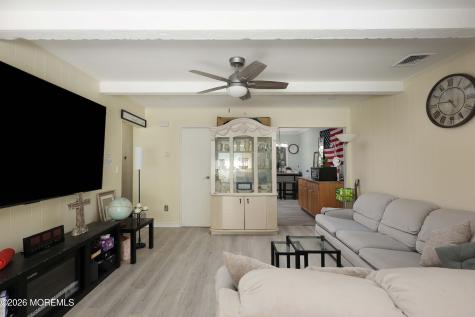 34 B Pheasant Street Manchester NJ 08759